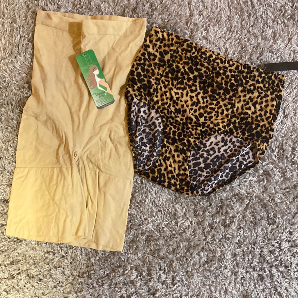 Nwt 2 Body Shapers Size Xl Nwt 2 Body Shapers Size Xl
